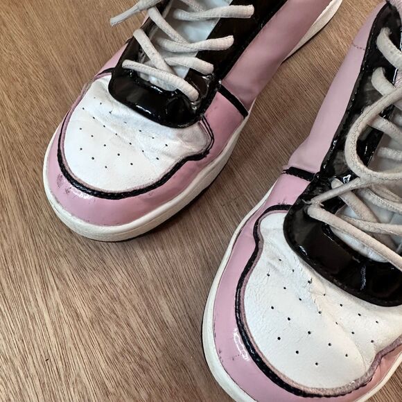 Hello Kitty Pink Black Patent Sneakers Women’s 8 Sanrio Y2K Kawaii Vintage - Picture 5 of 8
